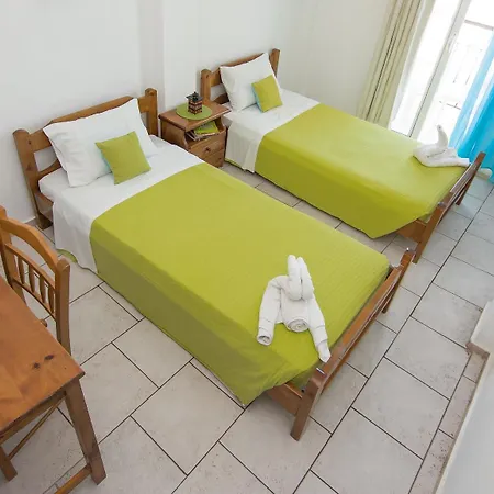 מלון Riviera Seaside 3*